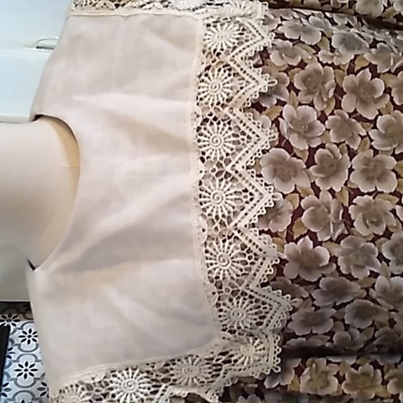 Vintage 1980s Granny chic Cottage core dress 👗 made in USA 🇺🇸 - Picture 3 of 5